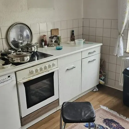 Private Apartment *